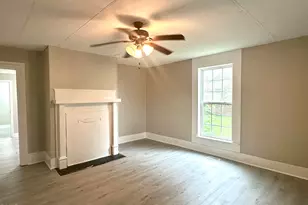 408 E Nash St, Louisburg, NC 27549 - Photo 8