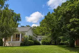 408 E Nash St, Louisburg, NC 27549 - Photo 2
