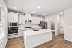 2420 Rosewood Blf Dr, Zebulon, NC 27597 - Photo 2