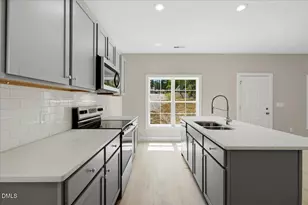 310 Chartres St, Fuquay Varina, NC 27526 - Photo 2