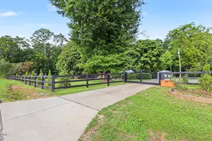 5932 Johnson Pond Rd, Fuquay Varina, NC 27526 - Photo 2