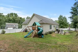98 Bluegrass Dr, Oxford, NC 27565 - Photo 8
