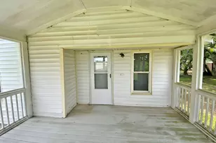 515 Newsome St, Fremont, NC 27830 - Photo 6