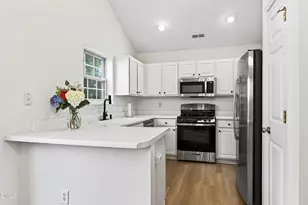 304 Fountain Springs Rd, Holly Springs, NC 27540 - Photo 10