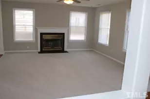 102 Uxbridge Ct, Cary, NC 27513 - Photo 2