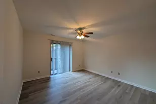 386 Summerwalk Cir, Chapel Hill, NC 27517 - Photo 2