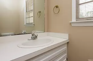 408 Hunters Ridge Dr, Fuquay Varina, NC 27526 - Photo 16
