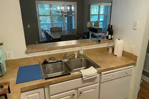 1011 Nicholwood Dr, Raleigh, NC 27605 - Photo 10