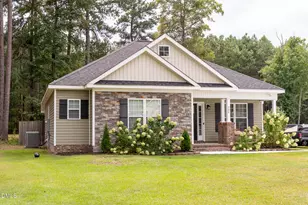 704 Par Dr, Nashville, NC 27856 - Photo 1