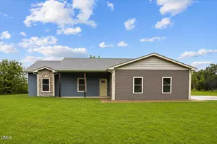 4961 Wayne Memorial Dr, Goldsboro, NC 27534 - Photo 1