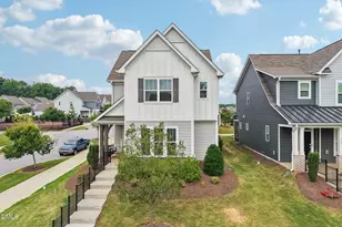 124 Daisy Grove Ln, Holly Springs, NC 27540 - Photo 4