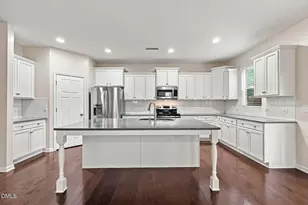 1009 Dillon Lake Dr, Knightdale, NC 27545 - Photo 6