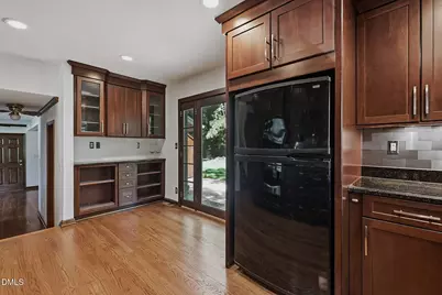 5009 Stockton Drive, Raleigh, NC 27606 - Photo 10