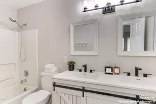 244 Beechtree Dr, Cary, NC 27513 - Photo 28