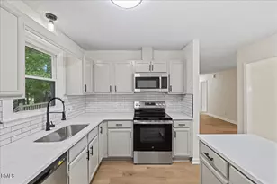 1137 Spruce Dr, Zebulon, NC 27597 - Photo 14