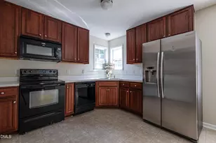 208 Muirfield Ridge Dr, Garner, NC 27529 - Photo 4