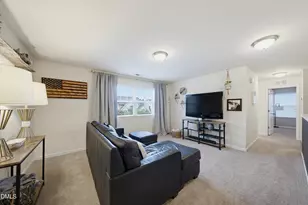 635 Lavenham Ln, Fuquay-Varina, NC 27526 - Photo 10