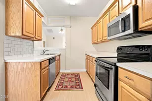 8111 Willowglen Dr, Raleigh, NC 27616 - Photo 6