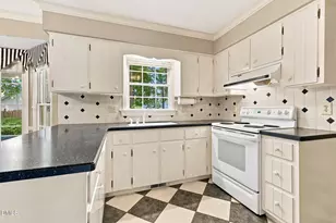 4605 Old Village Rd, Raleigh, NC 27612 - Photo 16