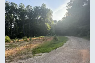 206 Rev Lewis Way, Henderson, NC 27537 - Photo 2