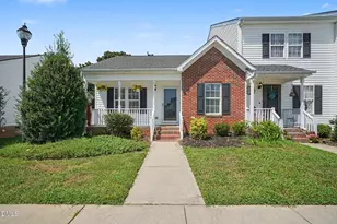 1716 Stroll Cir, Fuquay Varina, NC 27526 - Photo 2