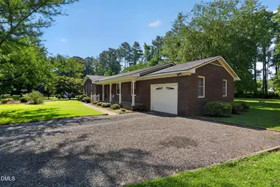 1307 Charles Drive, Laurinburg, NC 28352 - Photo 4