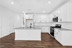 324 Sweetbay Tree Dr, Wendell, NC 27591 - Photo 6