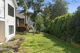 2804 Anderson Dr, Raleigh, NC 27608 - Photo 50