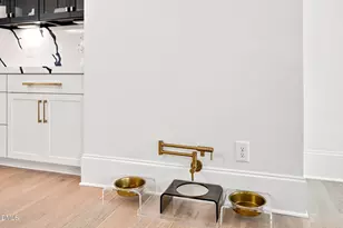 2804 Anderson Dr, Raleigh, NC 27608 - Photo 10
