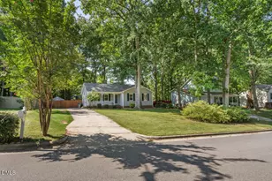 223 Trillingham Ln, Cary, NC 27513 - Photo 2