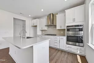 685 Sun Mdw Dr, Wake Forest, NC 27587 - Photo 2