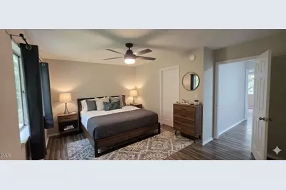 220 Elizabeth Street #Apt A18, Chapel Hill, NC 27514 - Photo 8