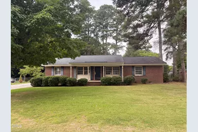 803 W Morris Circle, Dunn, NC 28334 - Photo 1