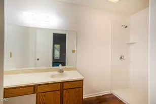 3808 Summerwood Ct, Raleigh, NC 27613 - Photo 18