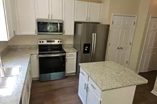 5601 Picnic Rock Ln, Raleigh, NC 27613 - Photo 6