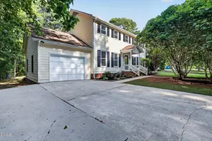 1424 Laughridge Dr, Cary, NC 27511 - Photo 2