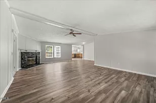 424 Bowman Ln, Henderson, NC 27537 - Photo 14