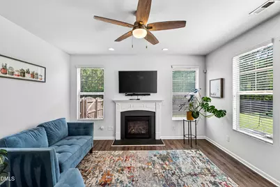 410 Chestnut Oak Place, Durham, NC 27704 - Photo 2