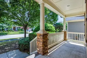 637 Peach Orchard Pl, Cary, NC 27519 - Photo 4