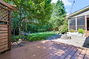 637 Peach Orchard Pl, Cary, NC 27519 - Photo 32