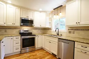 818 Lake Forest Dr, Raleigh, NC 27615 - Photo 24