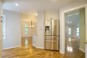 818 Lake Forest Dr, Raleigh, NC 27615 - Photo 26