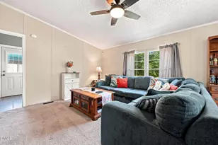 117 Plant Bed Ln, Sanford, NC 27332 - Photo 6