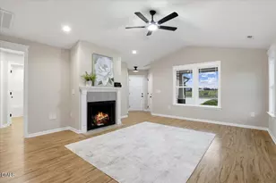 52 Grace Pond Ave, Benson, NC 27504 - Photo 8