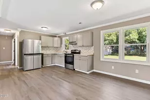 303 Brentwood Dr, Dudley, NC 28333 - Photo 6