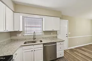 2338 Bedford St, Durham, NC 27707 - Photo 10