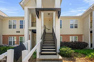 2400 Huntscroft Ln, Raleigh, NC 27617 - Photo 46