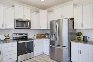 1268 Sidney Crk Dr, Zebulon, NC 27597 - Photo 4
