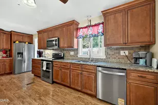 1112 Castalia Dr, Cary, NC 27513 - Photo 10