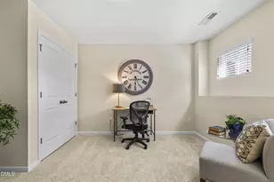 1529 Crafton Way, Raleigh, NC 27607 - Photo 8